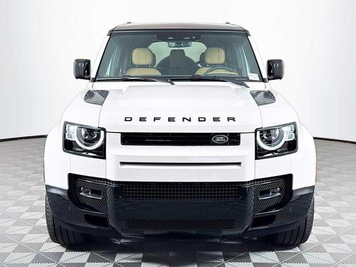 2025 Land Rover Defender V8