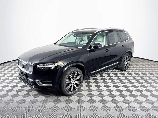 2023 Volvo XC90 B6 Ultimate 7-Seater