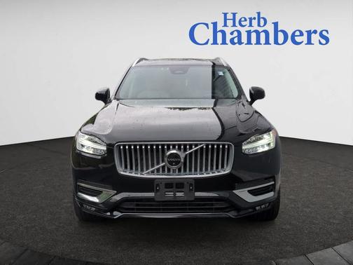 2023 Volvo XC90 B6 Ultimate 7-Seater