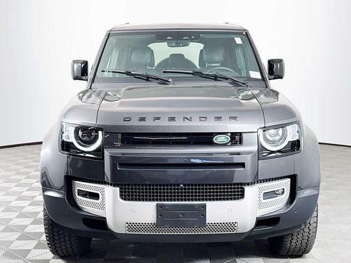 2024 Land Rover Defender 110 P300