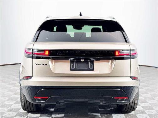 2026 Land Rover Range Rover Velar P400 Dynamic SE