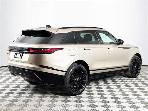 2026 Land Rover Range Rover Velar P400 Dynamic SE