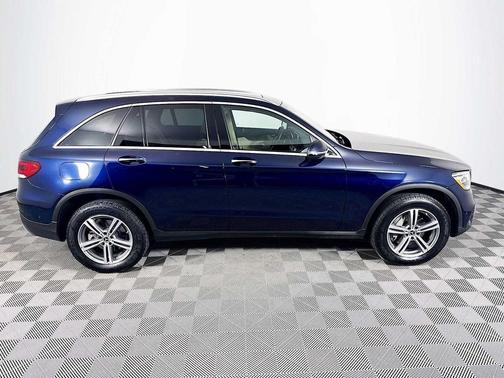 2022 Mercedes-Benz GLC 300 4MATIC
