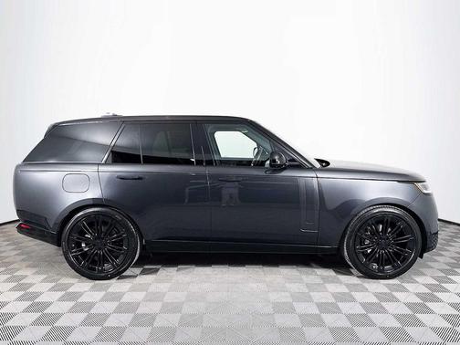 2026 Land Rover Range Rover P400 SE