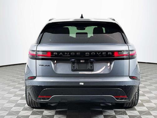 2026 Land Rover Range Rover Velar P250 SE R-Dynamic