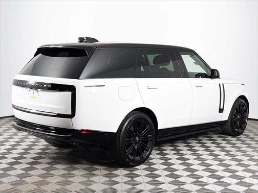 2025 Land Rover Range Rover P530 Autobiography 7 Seat