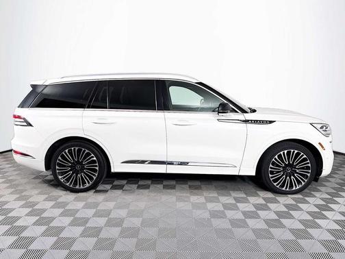 2023 Lincoln Aviator Black Label AWD