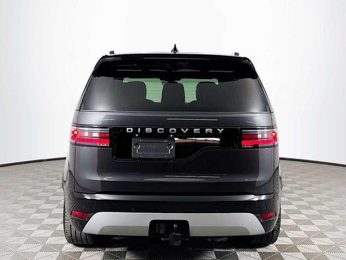 2024 Land Rover Discovery P360 Metropolitan Edition