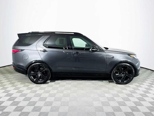 2024 Land Rover Discovery P360 Metropolitan Edition