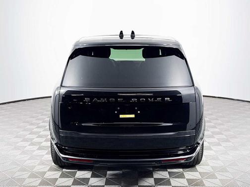 2025 Land Rover Range Rover P530 Autobiography