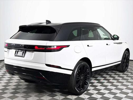 2026 Land Rover Range Rover Velar P400 Dynamic SE