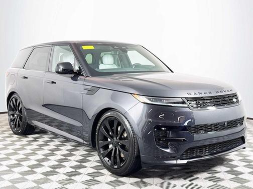 2026 Land Rover Range Rover Sport SE