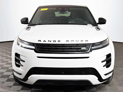 2026 Land Rover Range Rover Evoque Dynamic SE