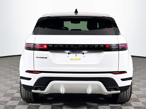 2026 Land Rover Range Rover Evoque Dynamic SE