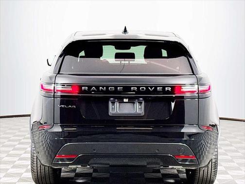 2026 Land Rover Range Rover Velar Dynamic SE