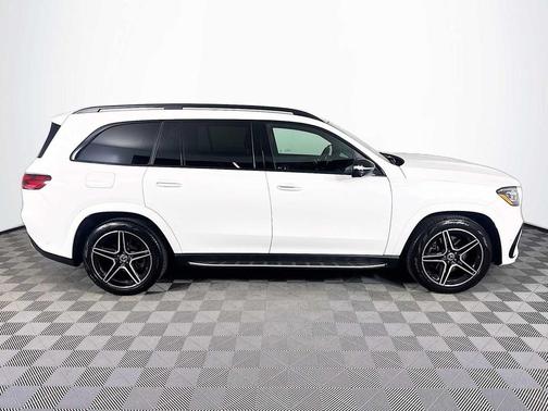 2024 Mercedes-Benz GLS 450 4MATIC