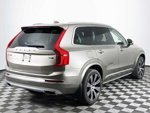 2021 Volvo XC90 T6 Inscription
