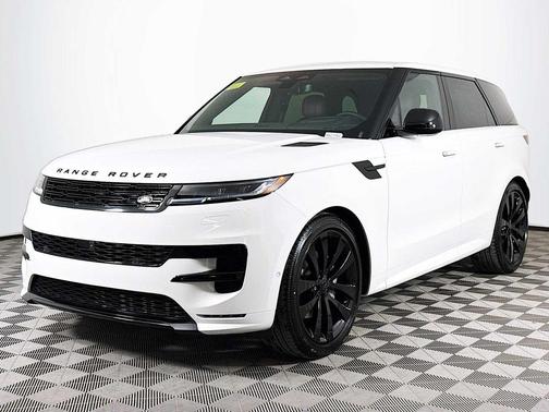 2026 Land Rover Range Rover Sport SE