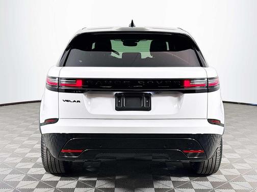 2026 Land Rover Range Rover Velar P250 SE R-Dynamic