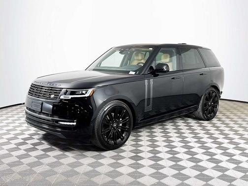 2025 Land Rover Range Rover P400 SE