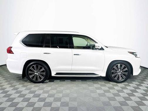 2020 Lexus LX 570 Three-Row