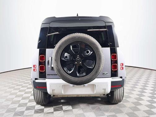 Eiger Grey Metallic 2022 Land Rover Defender 110 S