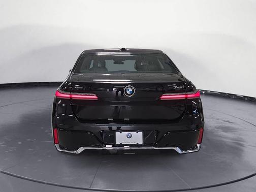 2024 BMW 740 xDrive