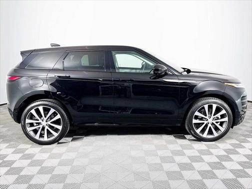 2025 Land Rover Range Rover Evoque Dynamic SE