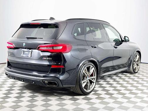 2021 BMW X5 M50i
