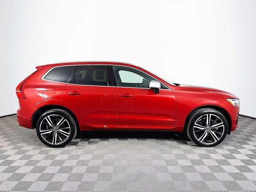 2019 Volvo XC60 T5 R-Design