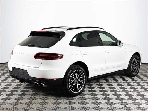 2018 Porsche Macan Base