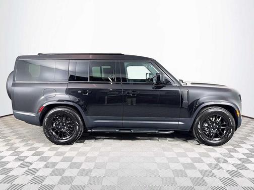 2026 Land Rover Defender P300 S