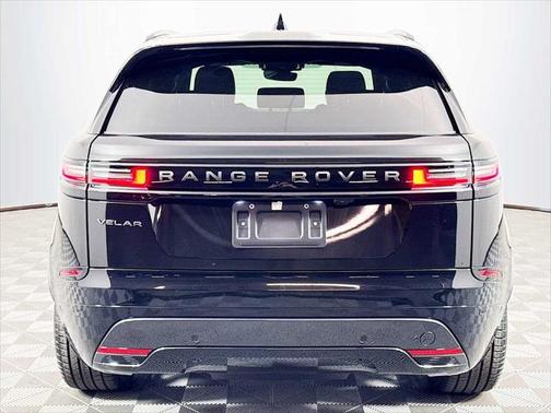 2026 Land Rover Range Rover Velar P250 SE R-Dynamic