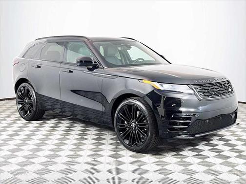2026 Land Rover Range Rover Velar P250 SE R-Dynamic