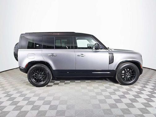 Eiger Grey Metallic 2023 Land Rover Defender 110 X-Dynamic SE