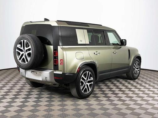 2024 Land Rover Defender 110 P300