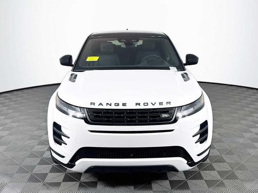 2026 Land Rover Range Rover Evoque Dynamic SE