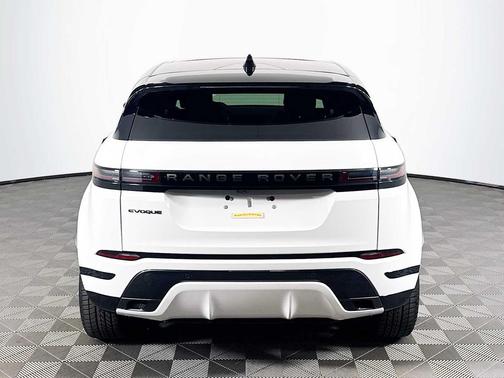 2026 Land Rover Range Rover Evoque Dynamic SE