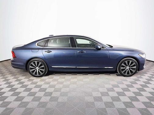 2022 Volvo S90 B6 Inscription
