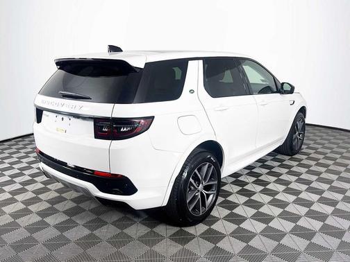 2025 Land Rover Discovery Sport S