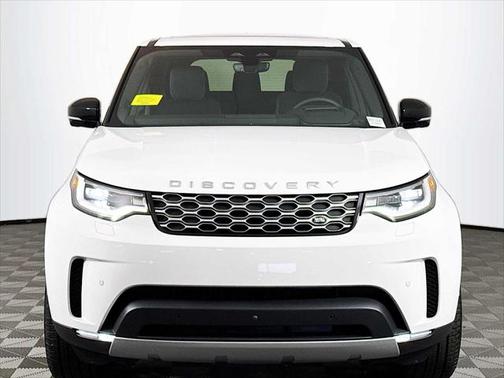 2025 Land Rover Discovery P300 S
