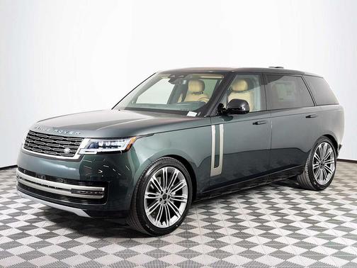 2026 Land Rover Range Rover P400 SE 7 Seat