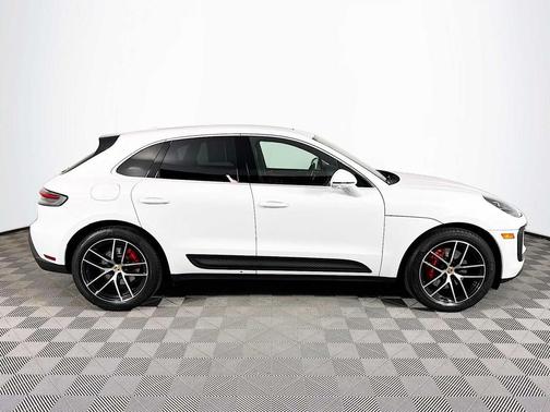 2023 Porsche Macan S