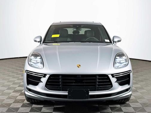 2021 Porsche Macan Turbo