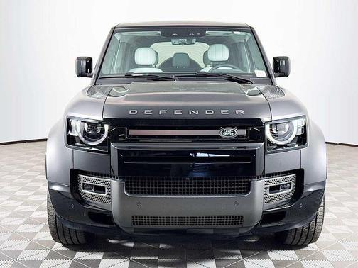 Carpathian Gray Premium 2025 Land Rover Defender 110 V8