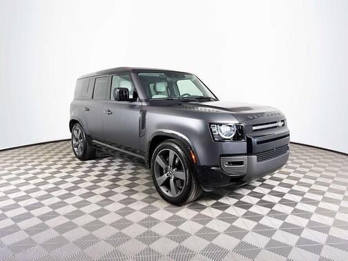 Carpathian Gray Premium 2025 Land Rover Defender 110 V8
