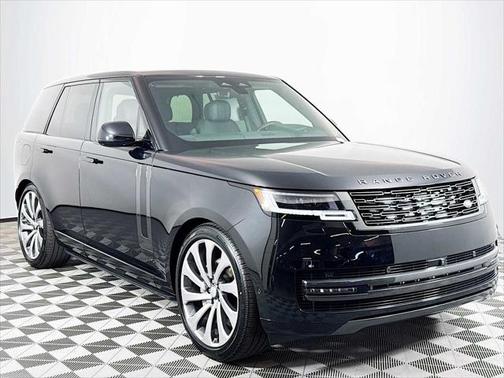 2025 Land Rover Range Rover P400 SE