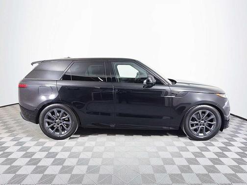 2024 Land Rover Range Rover Sport SE
