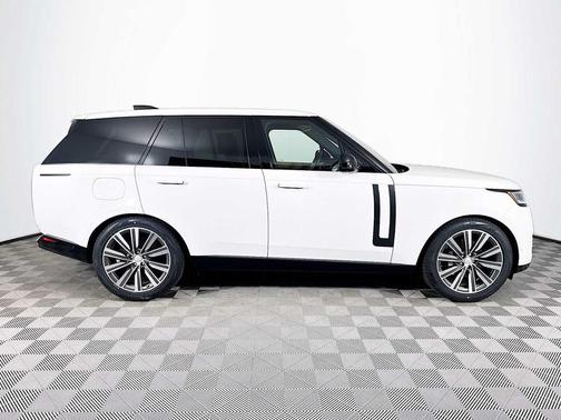 2023 Land Rover Range Rover P400 SE