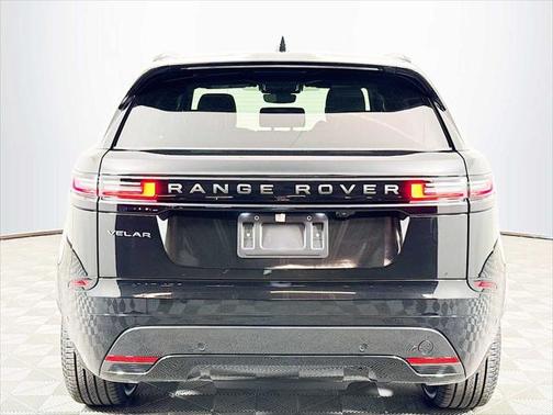 2026 Land Rover Range Rover Velar P250 SE R-Dynamic